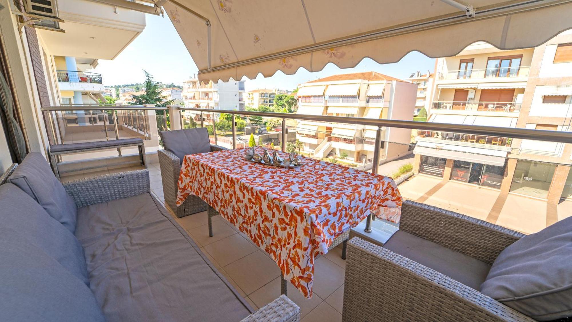 Luxury And Sunny Apartment 250 Mts From The Beach!! Peraía 외부 사진